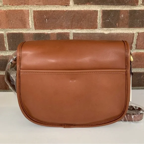 Tan faux leather crossbody bag With Mirror And Coin Keychain Small Purse NEW - Picture 3 of 10